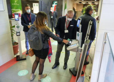 Governo, divieti per No Vax dall’arancione. Il Super Green Pass è quasi realtà