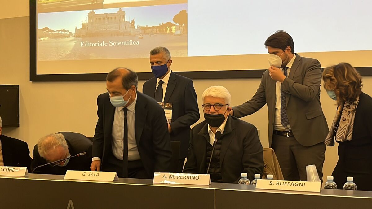 “Non facciamo cerimonie!” Passaro e la nobile arte del protocollo di Stato “Non facciamo cerimonie!” Passaro e la nobile arte del protocollo di Stato