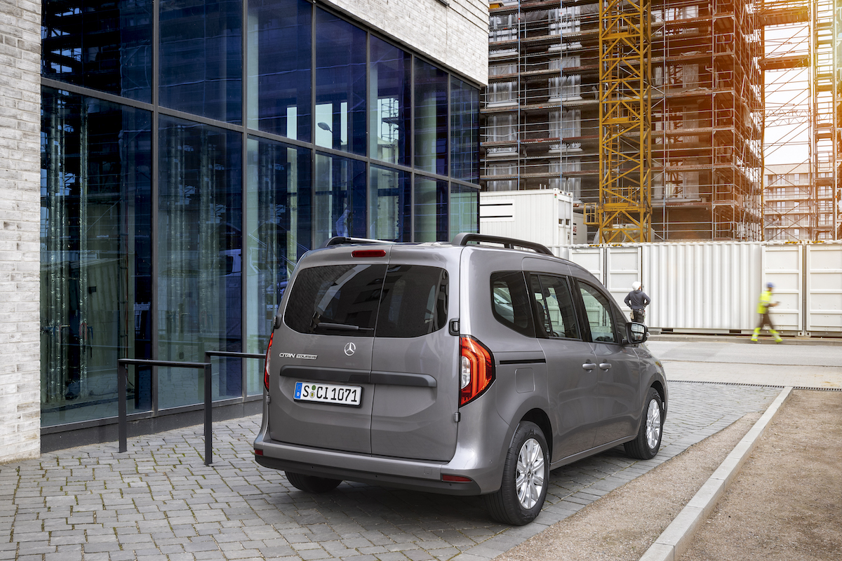 Nuovo Mercedes-Benz Citan è il versatile small Van con la Stella Nuovo Mercedes-Benz Citan è il versatile small Van con la Stella