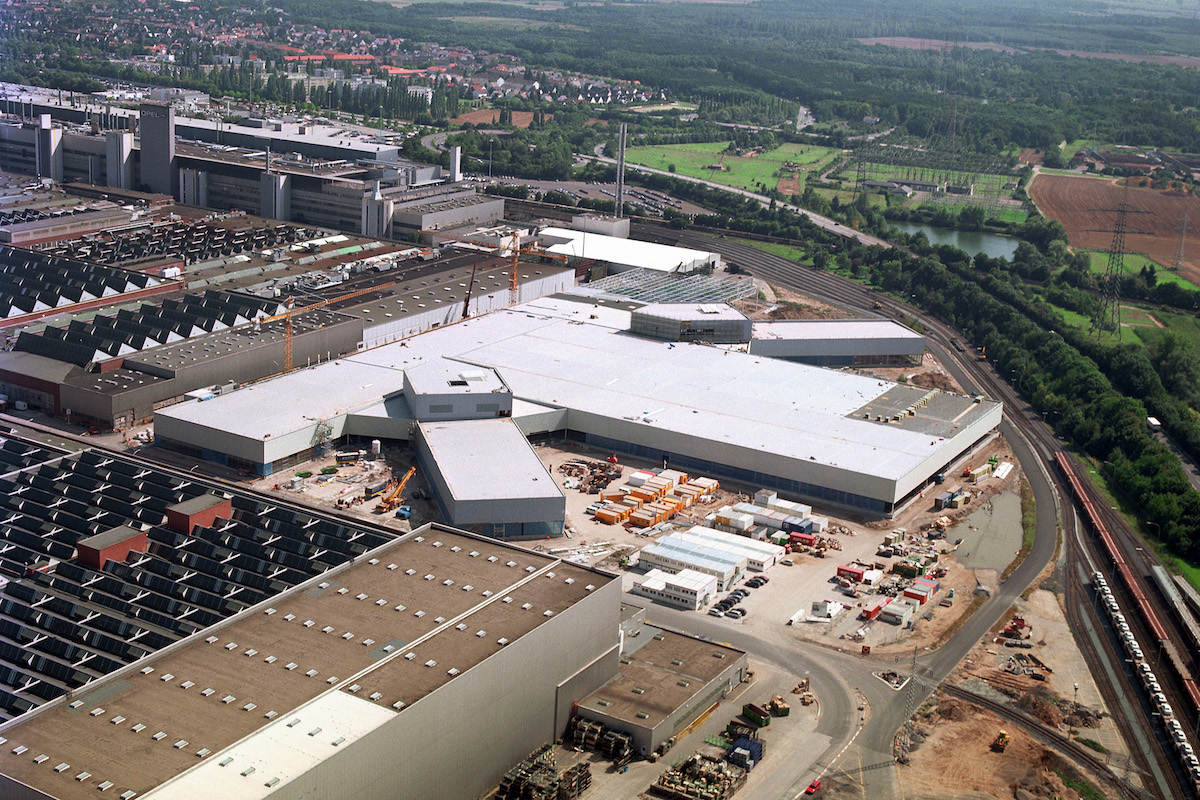 Parte da Rüsselsheim il futuro di Opel Parte da Rüsselsheim il futuro di Opel