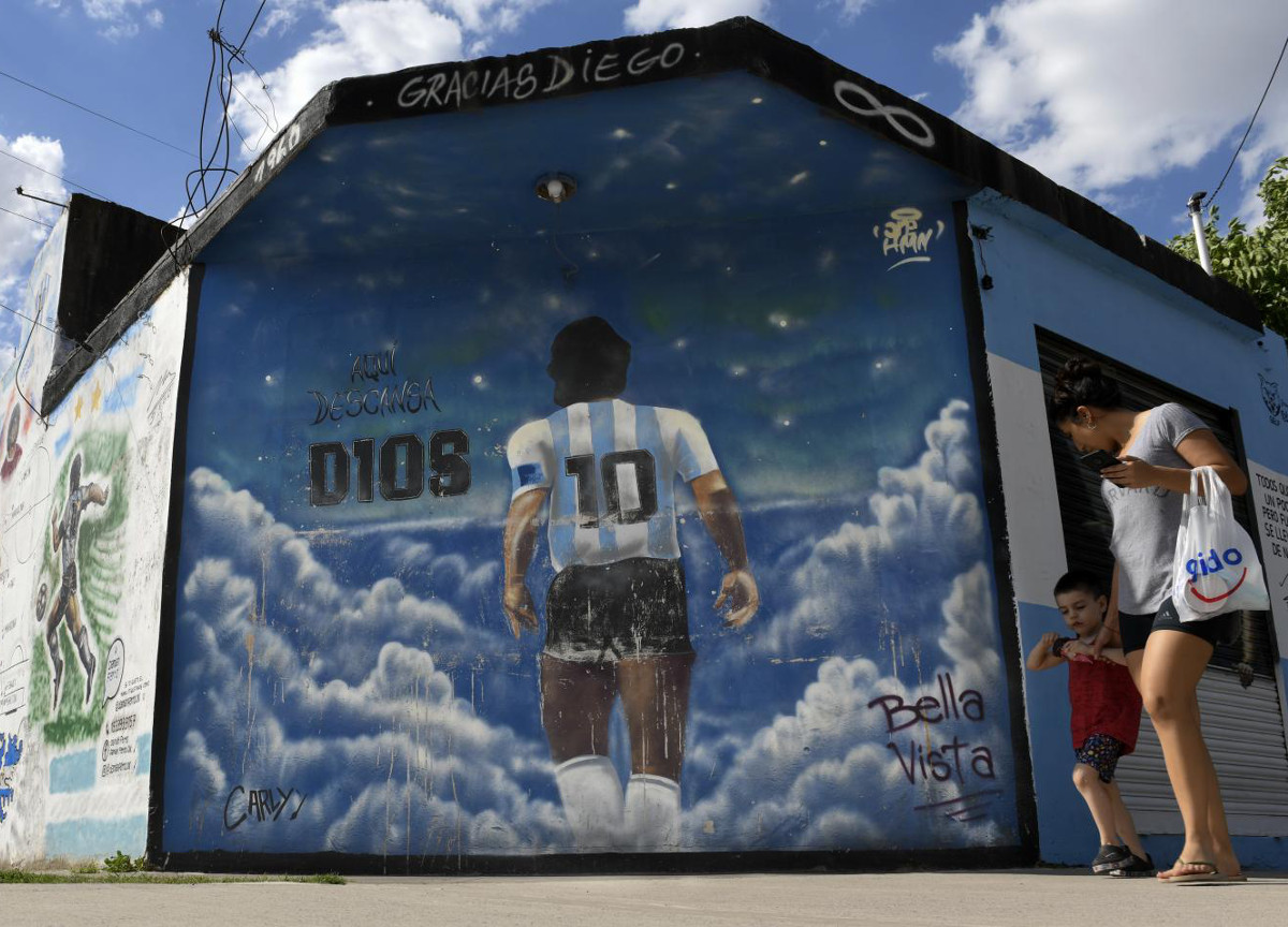“Maradona seppellito senza il cuore”. Rivelazione choc in diretta tv argentina “Maradona seppellito senza il cuore”. Rivelazione choc in diretta tv argentina