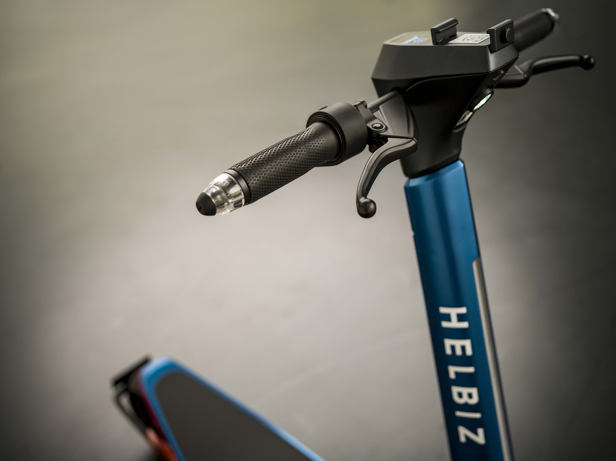 EICMA 2021: debutto mondiale per monopattino HELBIZ ONE-S EICMA 2021: debutto mondiale per monopattino HELBIZ ONE-S