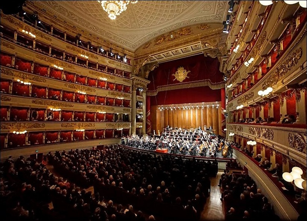 Scala, per il decimo anno la “Prima” è diffusa Scala, per il decimo anno la “Prima” è diffusa