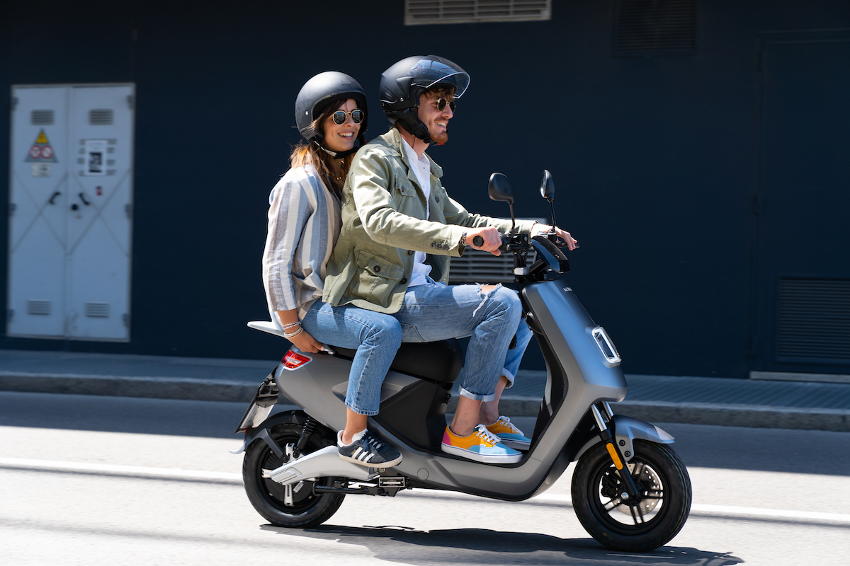 FIVE presenta ad EICMA la gamma eBike ed eScooter e la minicar di Eli