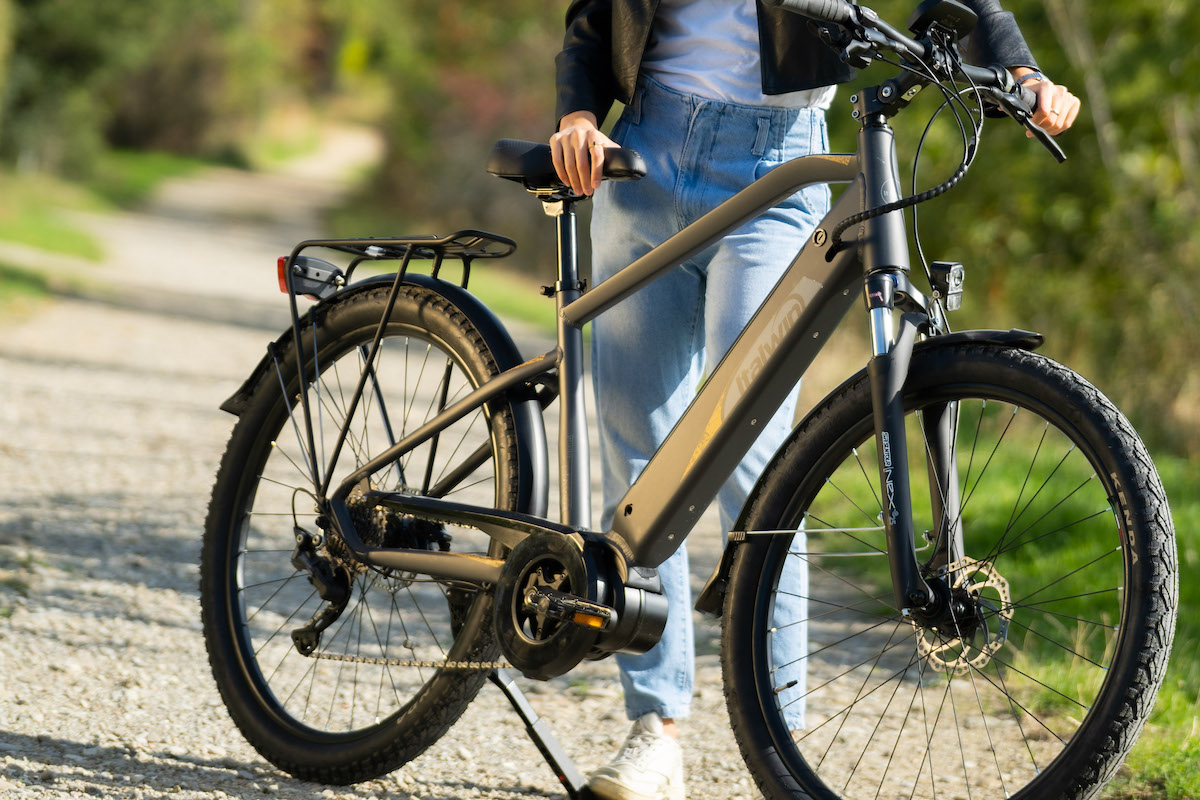 FIVE presenta ad EICMA la gamma eBike ed eScooter e la minicar di Eli