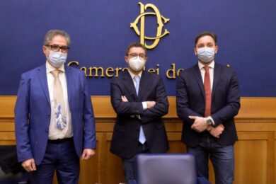 Green Pass obbligatorio per entrare alla Camera, deputati fanno ricorso