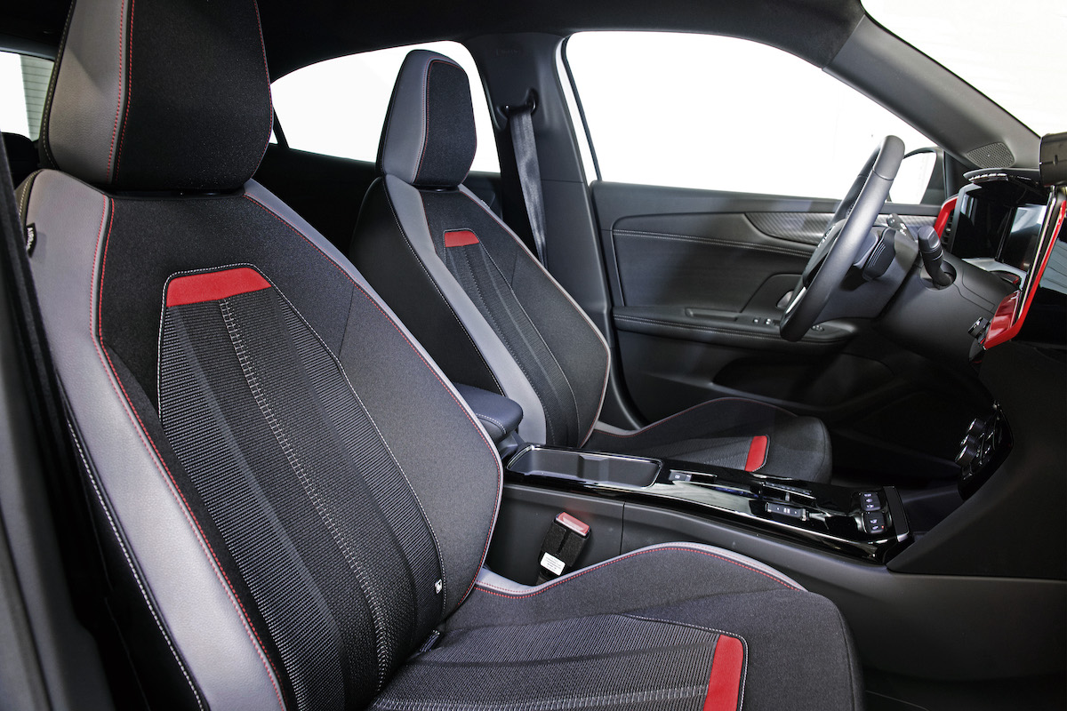 Opel Mokka, il comfort a bordo parte dai sedili Opel Mokka, il comfort a bordo parte dai sedili