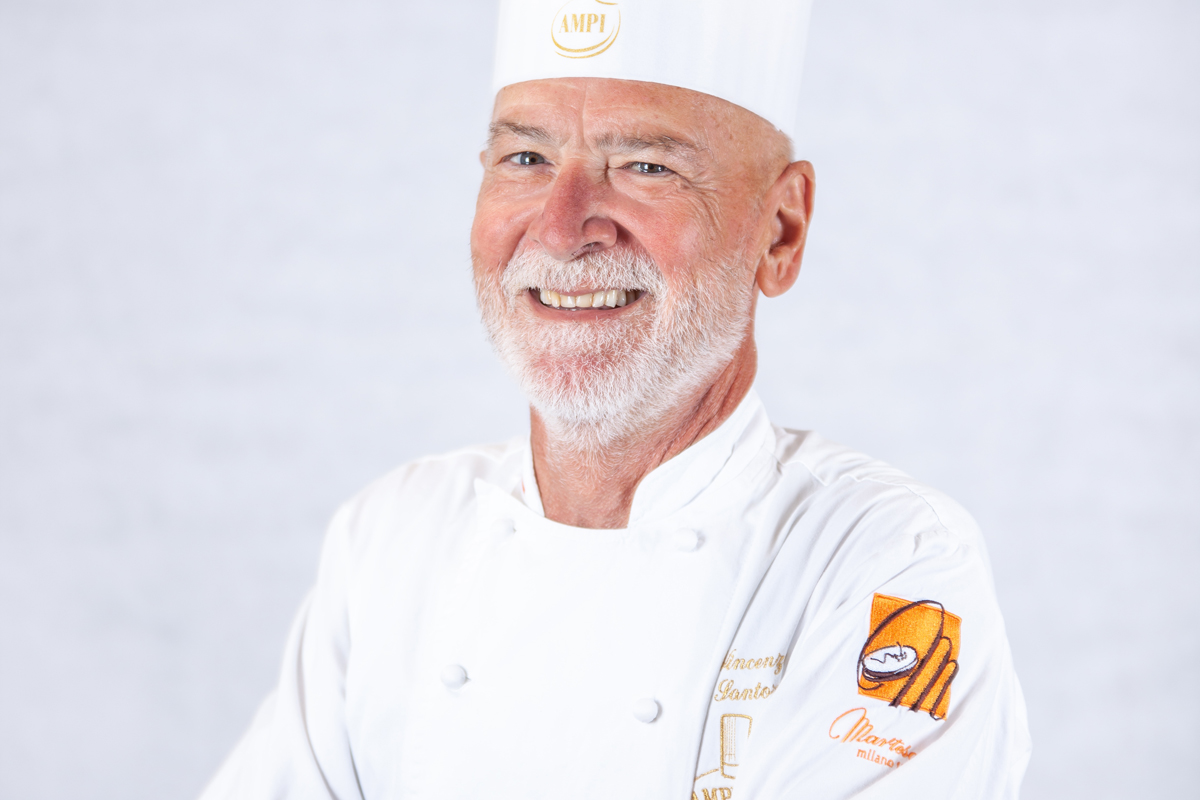 Artisti del Panettone 2021: Vincenzo Santoro presidente di giuria dopo il trionfo nel 2020 Artisti del Panettone 2021: Vincenzo Santoro presidente di giuria dopo il trionfo nel 2020