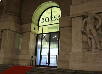 Borsa: Unicredit, Borgosesia, Nexi sono fra gli ‘affari’ a Piazza Affari