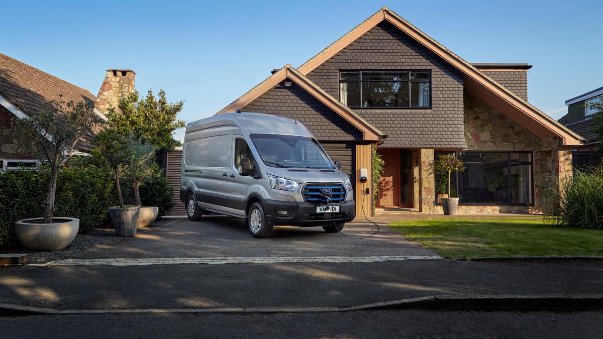 In arrivo e-Transit, il commerciale Ford 100% elettrico In arrivo e-Transit, il commerciale Ford 100% elettrico