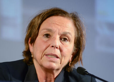 Lamorgese: “Nuovo lockdown? Subito un tavolo con prefetti e forze dell’ordine”