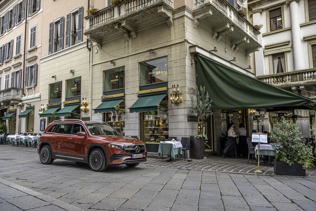 Mercedes-Benz EQB: l’elettrica con la Stella è anche sette posti Mercedes-Benz EQB: l’elettrica con la Stella è anche sette posti