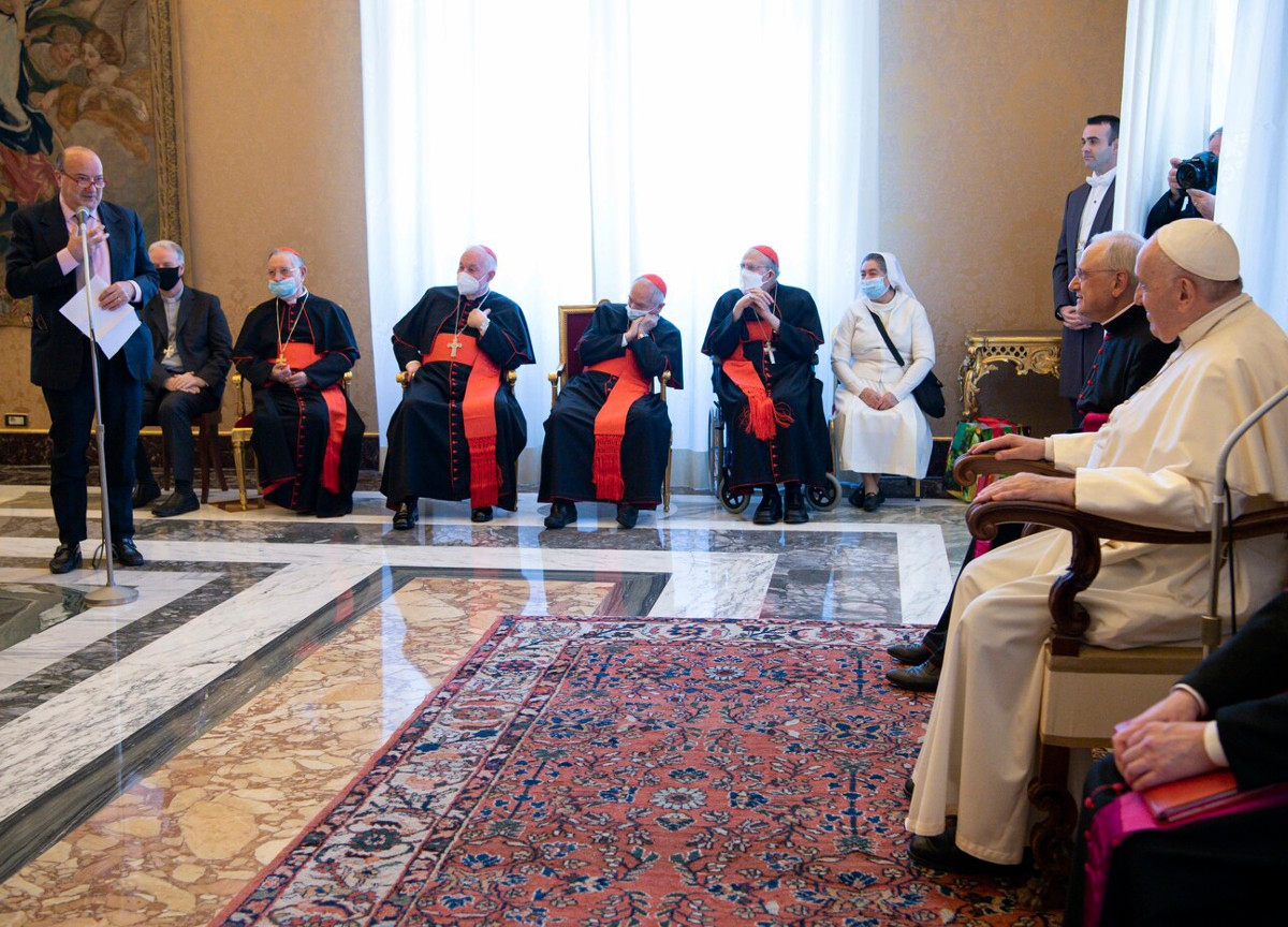 Monignor Galantino apre alla Dc laica. “Ma senza la benedizione della Chiesa” Monignor Galantino apre alla Dc laica. “Ma senza la benedizione della Chiesa”