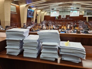 Sanità, Consiglio regionale: iniziate le votazioni, 9 consiglieri M5S espulsi