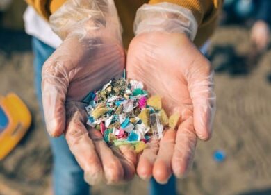 Pericolo microplastiche a Milano: la ricerca di Fondazione AquaLAB
