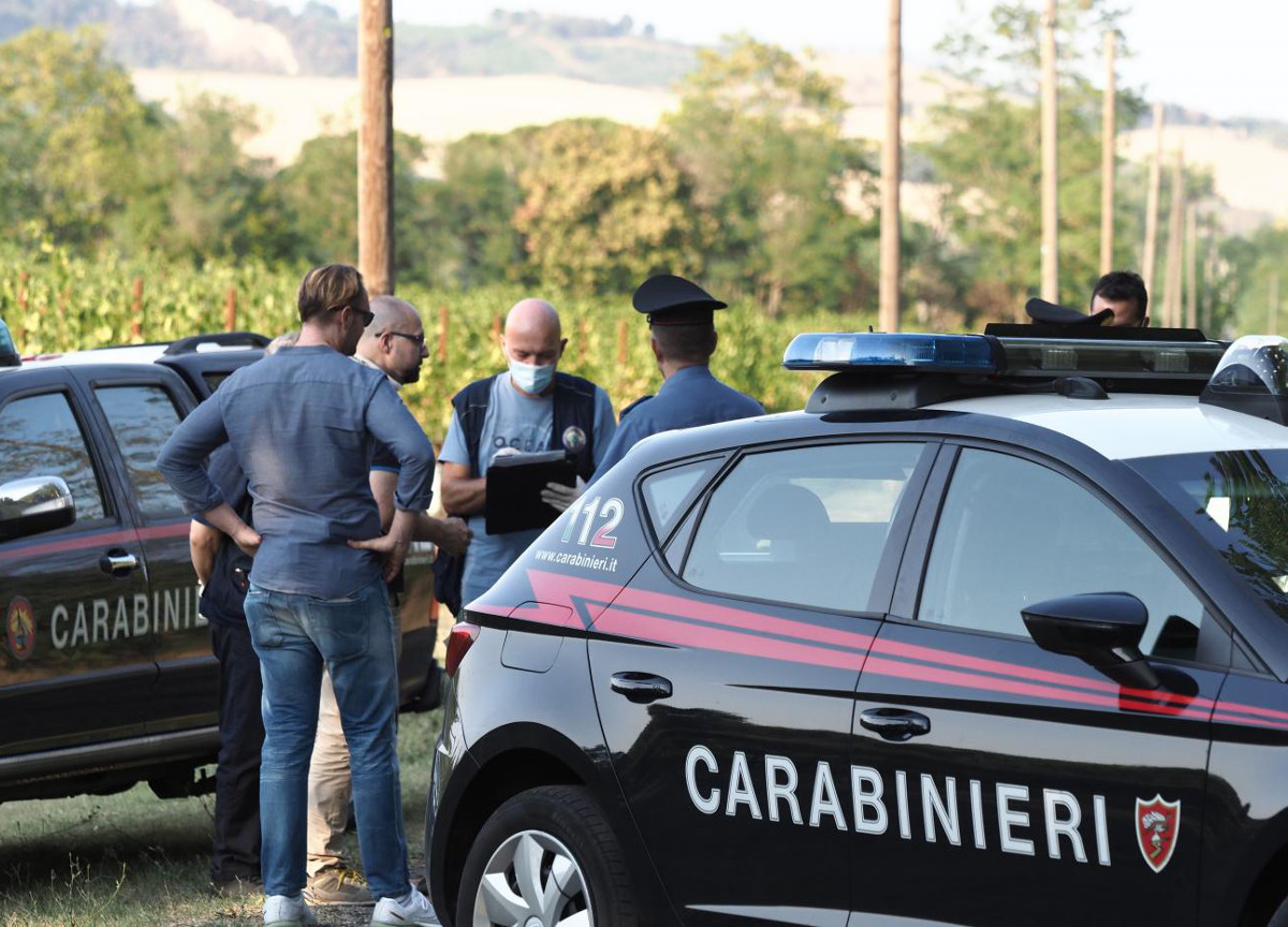 Carabiniere accoltellato fuori pericolo, si è costituito il secondo ragazzo Carabiniere accoltellato fuori pericolo, si è costituito il secondo ragazzo