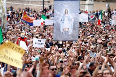 No Vax morti per Covid, clisteri di candeggina pur di non vaccinarsi