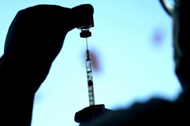 Covid, in Lombardia 2.223 nuovi casi e 15 decessi, tasso all’1,3%