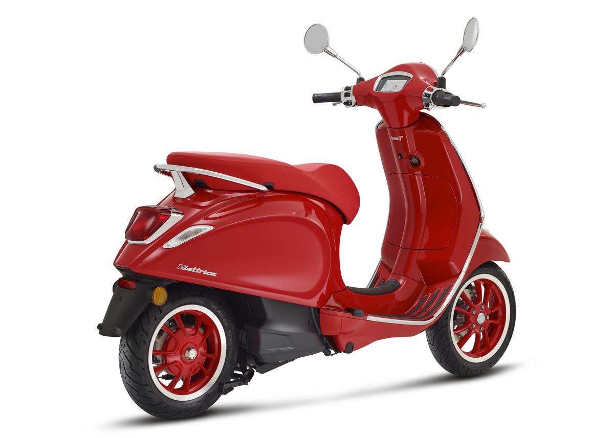 Vespa e Red rinnovano la partnership contro l’AIDS e le pandemie Vespa e Red rinnovano la partnership contro l’AIDS e le pandemie