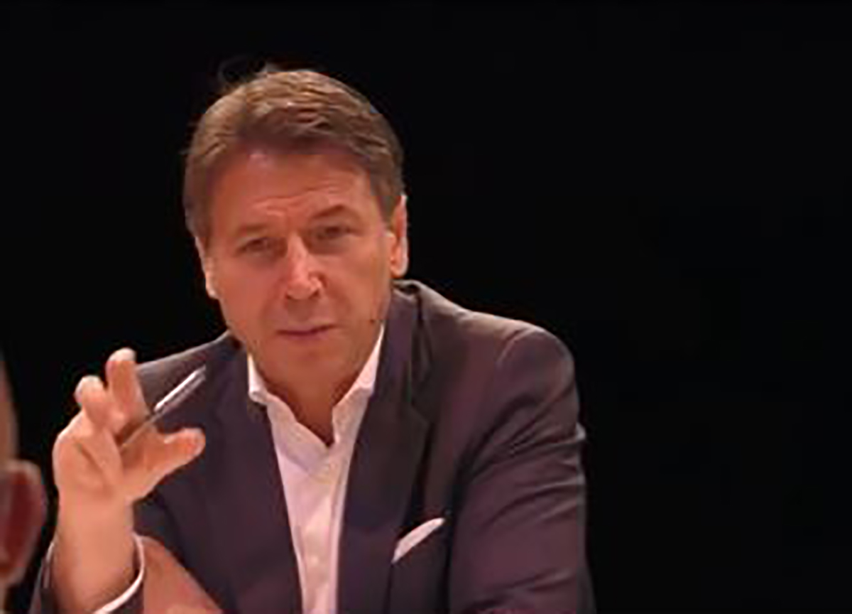 M5s, la gaffe sul refuso del 2 per mille imbarazza il Movimento M5s, la gaffe sul refuso del 2 per mille imbarazza il Movimento