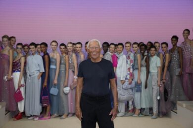 Armani dice addio alla lana d’angora: svolta green dal re del Made in Italy