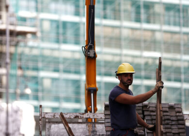 Istat, a ottobre disoccupazione sale al +9,4%: +35 mila occupati, solo uomini