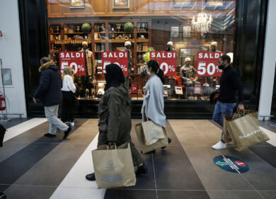 Natale, come prepararsi ai saldi invernali: le regole d’oro di Italiaonline