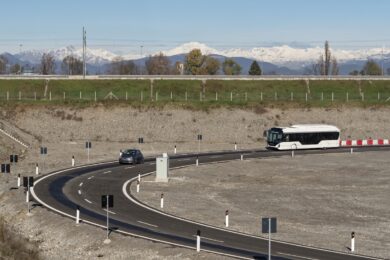 Stellantis: inaugurata “Arena del Futuro”, l’innovativa ricarica ad induzione