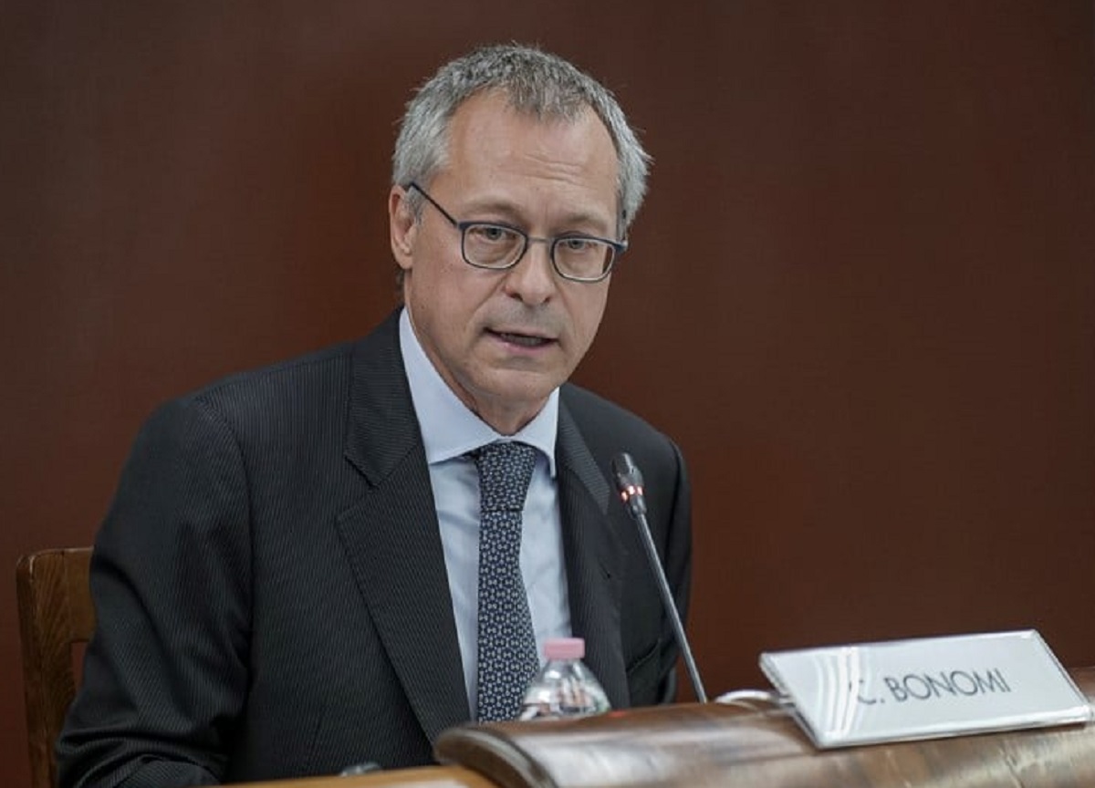 Bonomi (Confindustria): “Super Green Pass anche sui luoghi di lavoro” Bonomi (Confindustria): “Super Green Pass anche sui luoghi di lavoro”