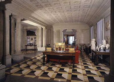 Hines e JK Place: hotel a cinque stelle negli ex uffici di Versace