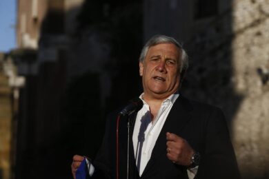 Quirinale, Fi: “Draghi al Colle? Voto”. Renzi, Toti e Mastella: Margherita 2.0