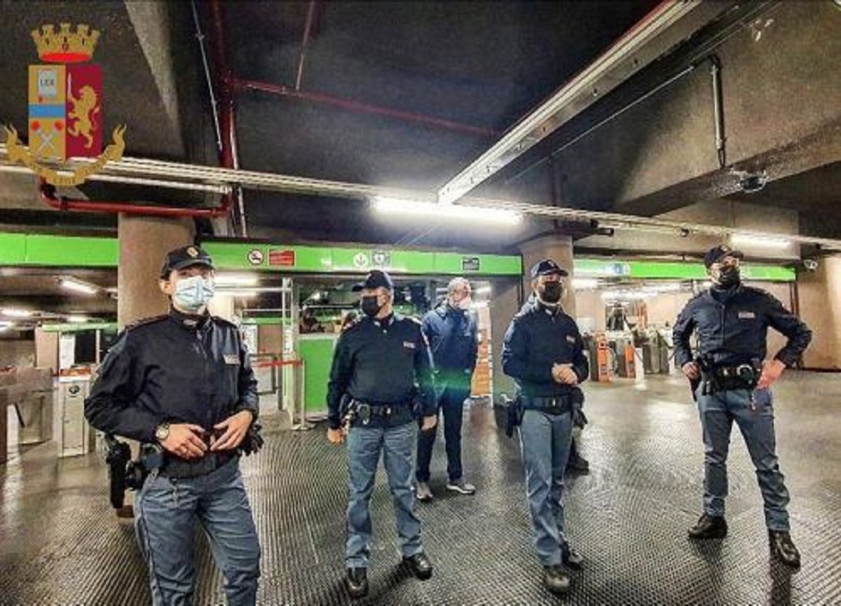 Green Pass, a Milano, 10 punti di controllo. Anche agli Oh-Bej Oh-Bej Green Pass, a Milano, 10 punti di controllo. Anche agli Oh-Bej Oh-Bej