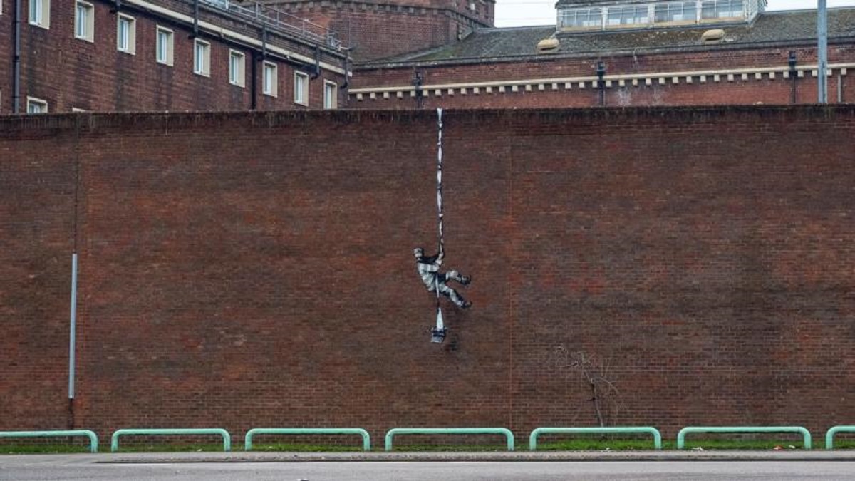 Banksy in soccorso di Wilde, disegno all’asta per salvare prigione di Reading Banksy in soccorso di Wilde, disegno all’asta per salvare prigione di Reading