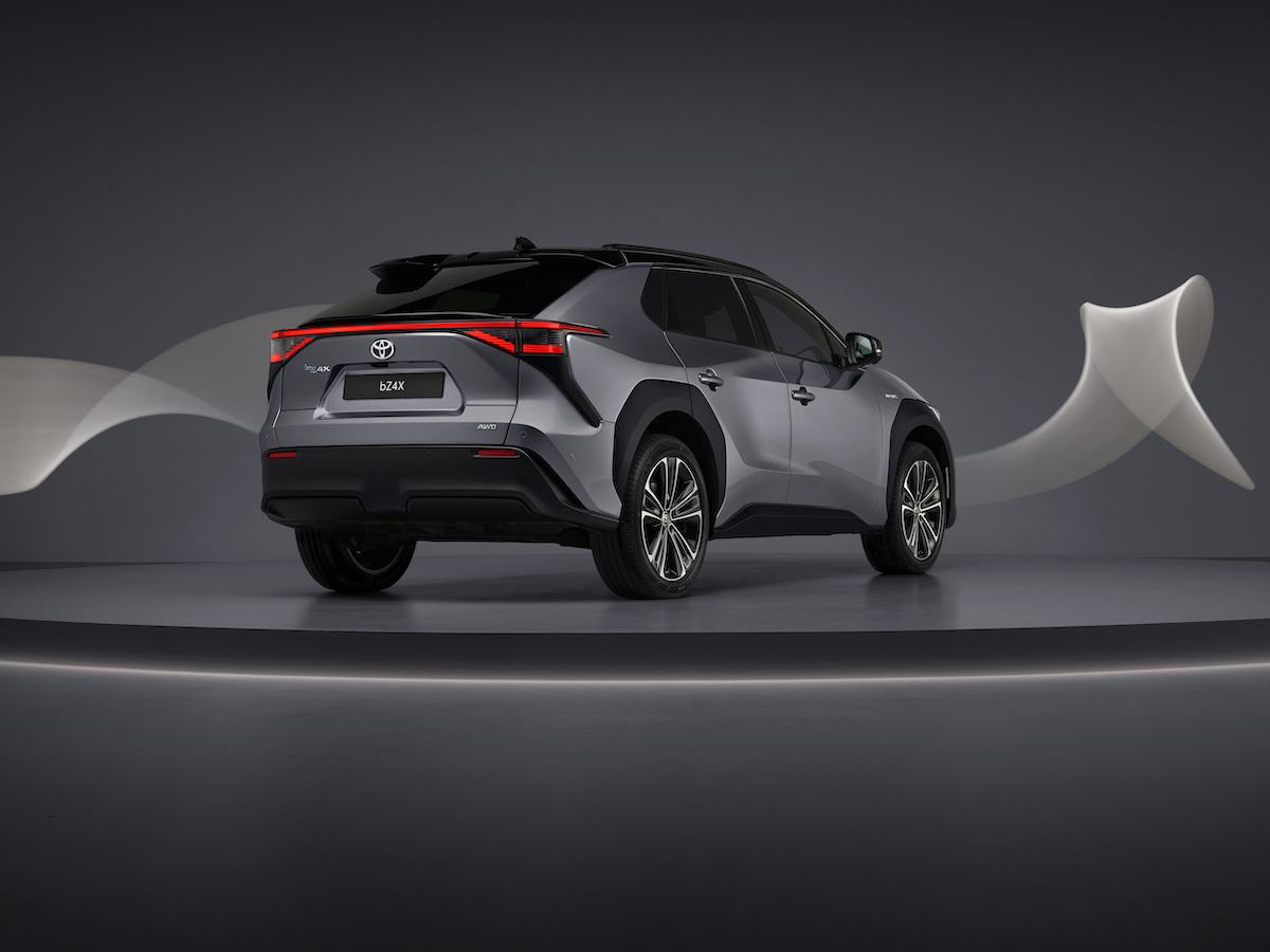 Toyota bZ4X, il primo veicolo elettrico a batteria (BEV)
