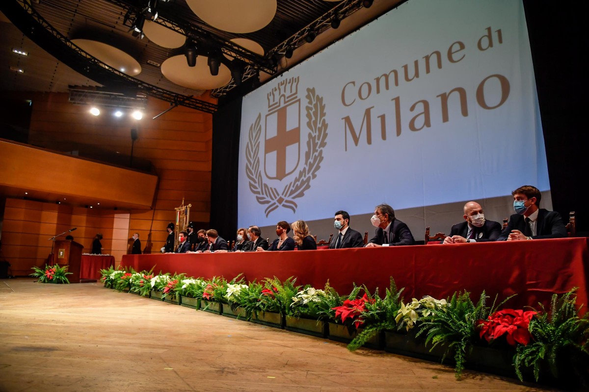 Consegna degli Ambrogini d’Oro: fra i premiati Tognoli, La Mantia e Baresi Consegna degli Ambrogini d’Oro: fra i premiati Tognoli, La Mantia e Baresi