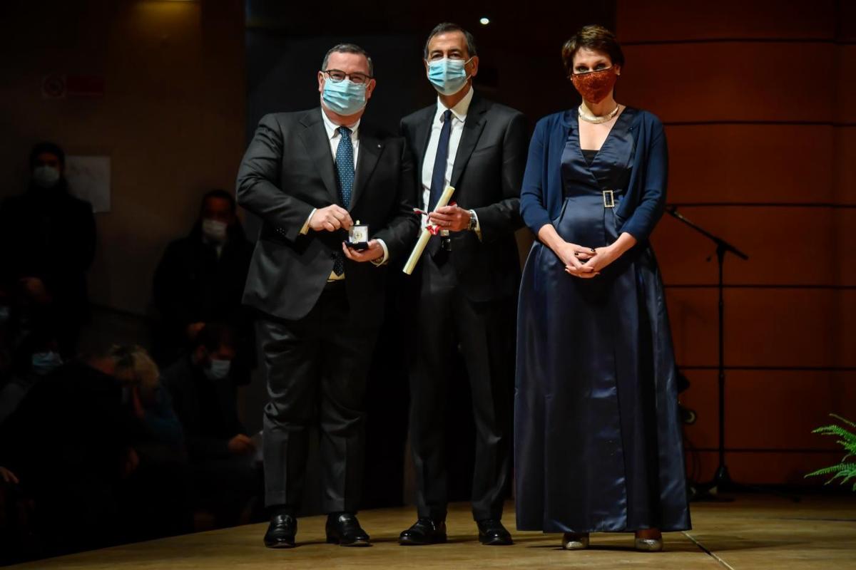 Consegna degli Ambrogini d’Oro: fra i premiati Tognoli, La Mantia e Baresi Consegna degli Ambrogini d’Oro: fra i premiati Tognoli, La Mantia e Baresi