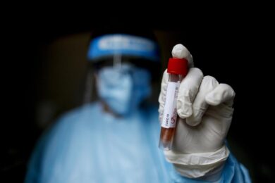 Covid, allo studio un farmaco anti-varianti Covid in Italia