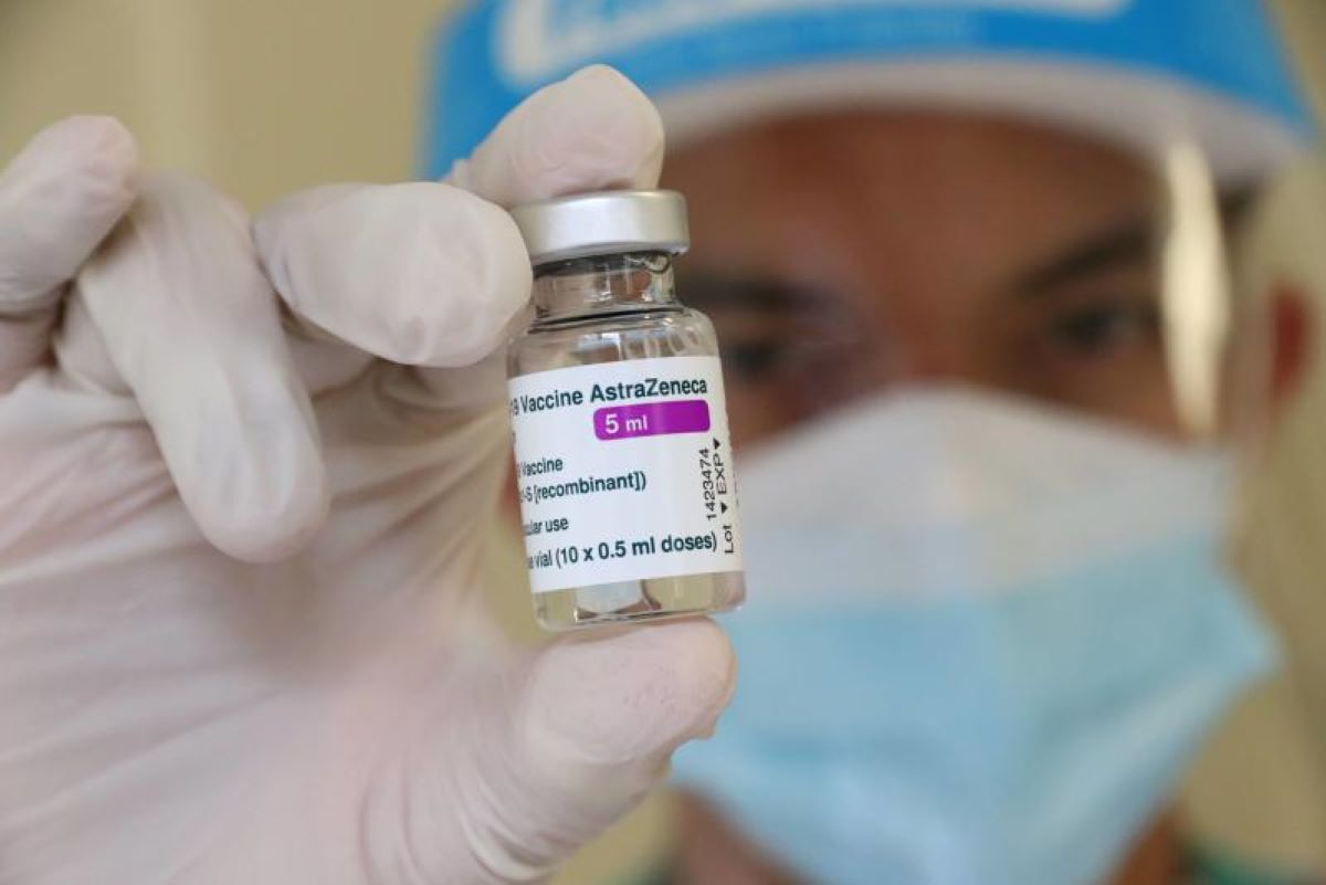 Vaccino, Salute: “I guariti dal Covid devono fare la terza dose dopo 5 mesi” Vaccino, Salute: “I guariti dal Covid devono fare la terza dose dopo 5 mesi”
