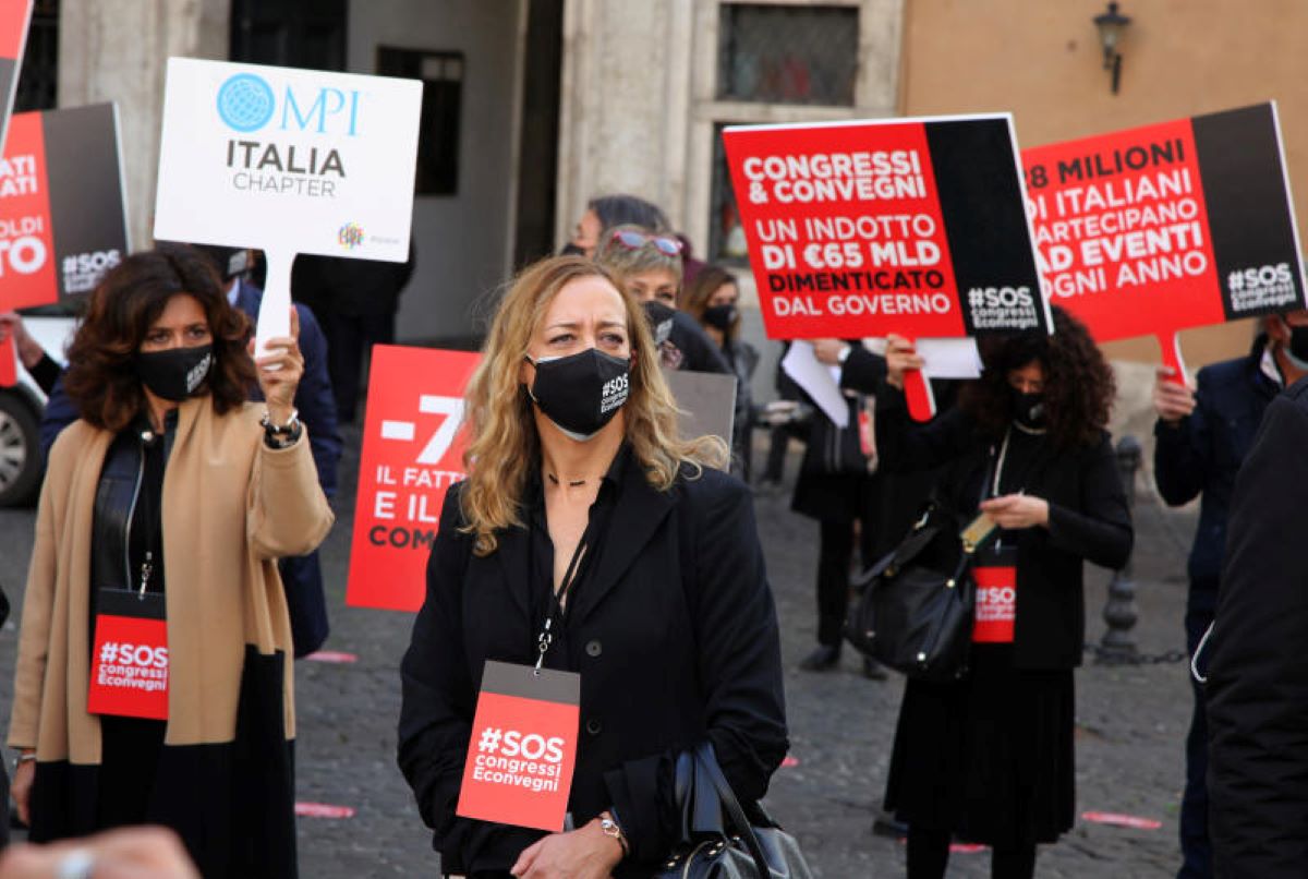 Congressi, un settore da 36 mld di Pil in attesa di chiarimenti su linee guida Congressi, un settore da 36 mld di Pil in attesa di chiarimenti su linee guida