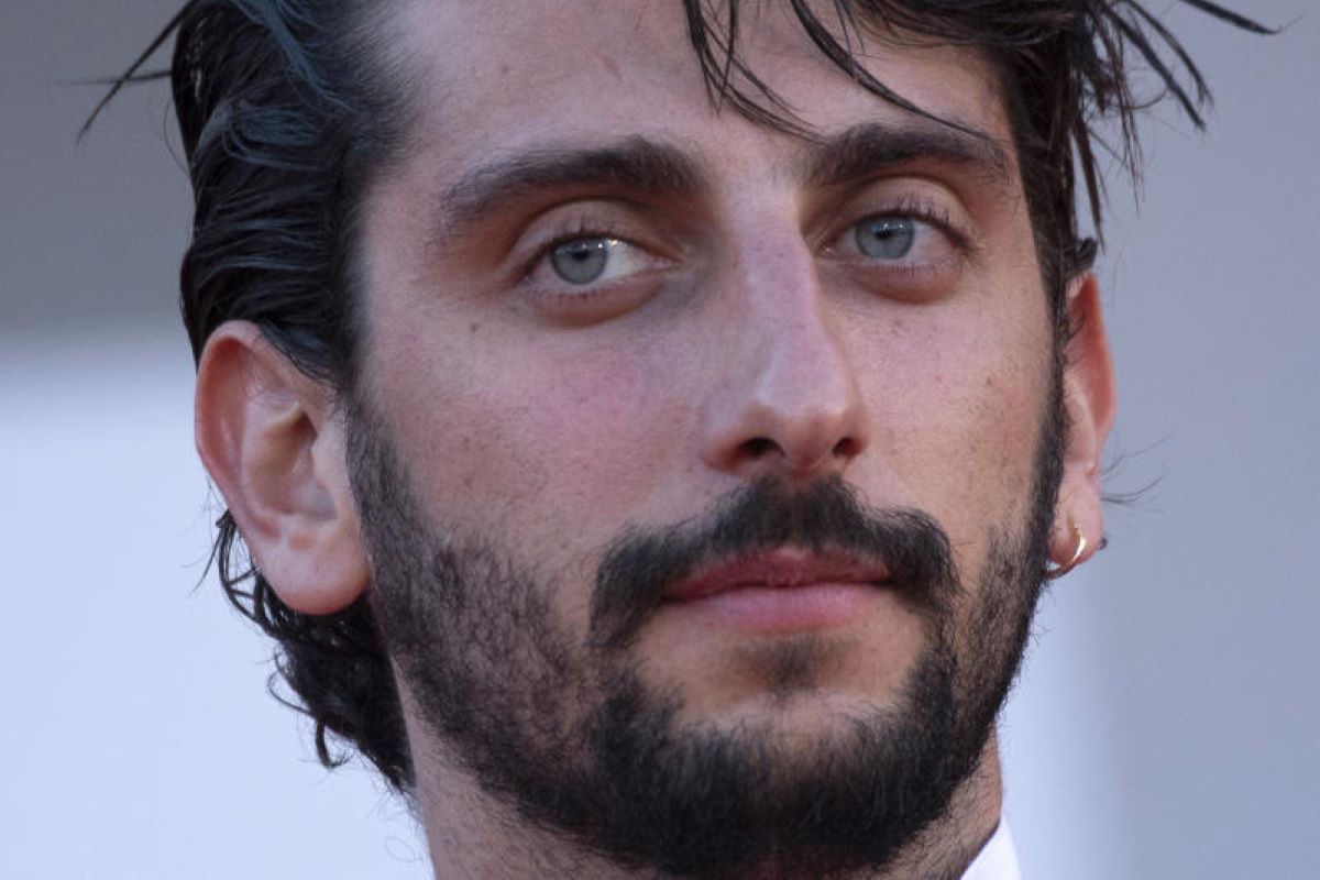 Pietro Castellitto: “Roma Nord è il Vietnam”. Social: “Povero figlio di papà”