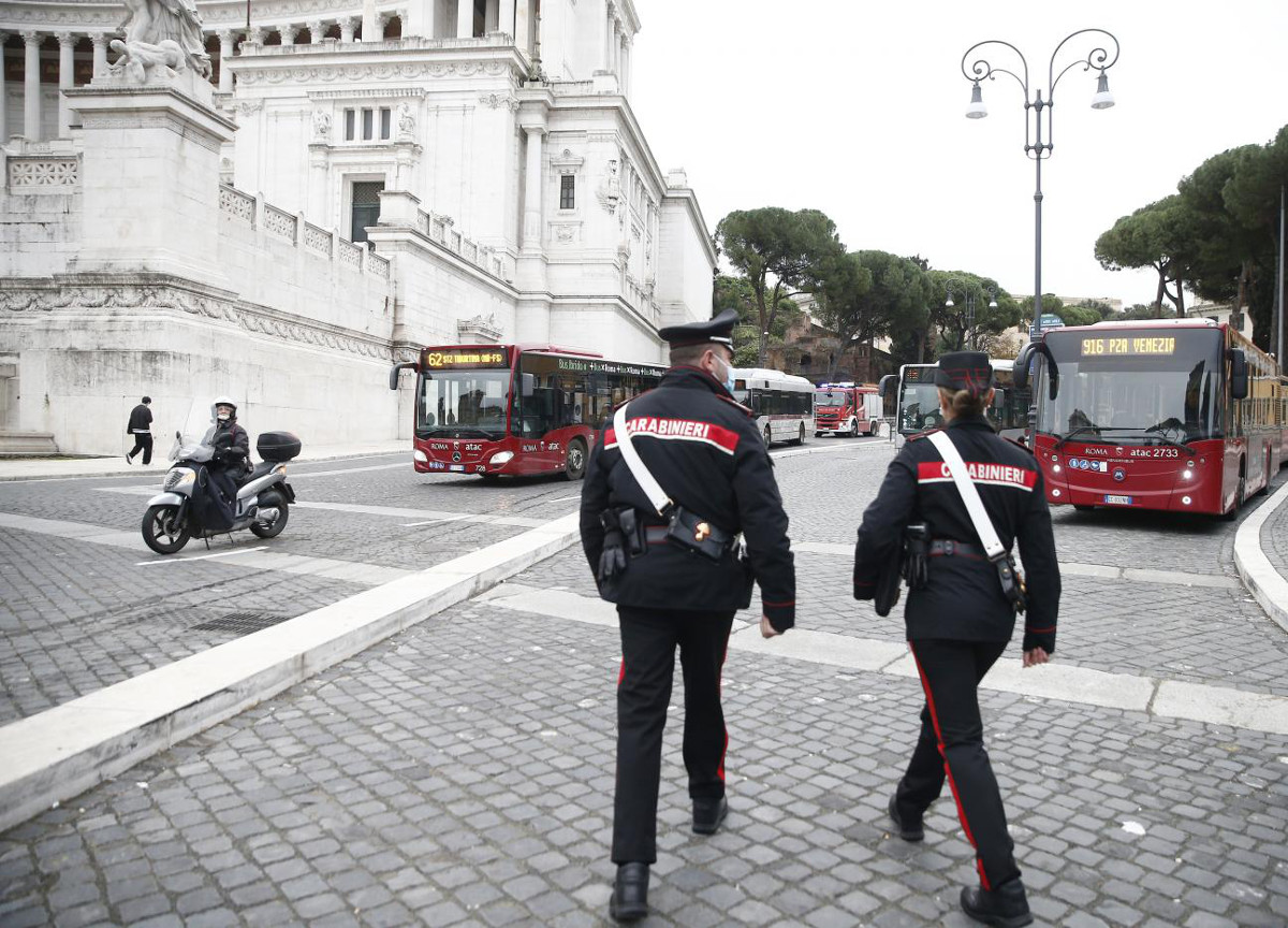 Coronavirus, a Natale mezza Italia in giallo. Nove Regioni a forte rischio