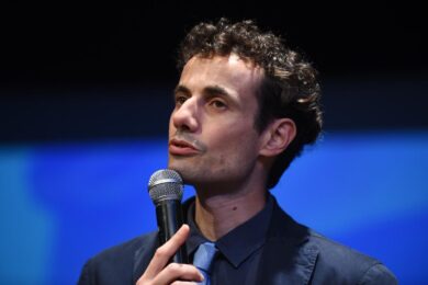M5S, verso il Crippa ter: allontana le elezioni e dà stabilità ai grillini