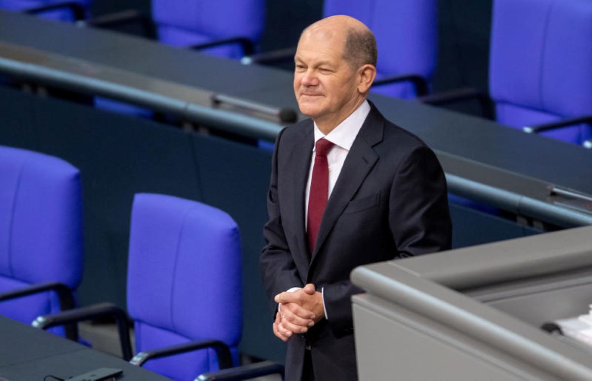 Germania, Scholz giura da cancelliere davanti a Merkel e Bundestag. VIDEO Germania, Scholz giura da cancelliere davanti a Merkel e Bundestag. VIDEO
