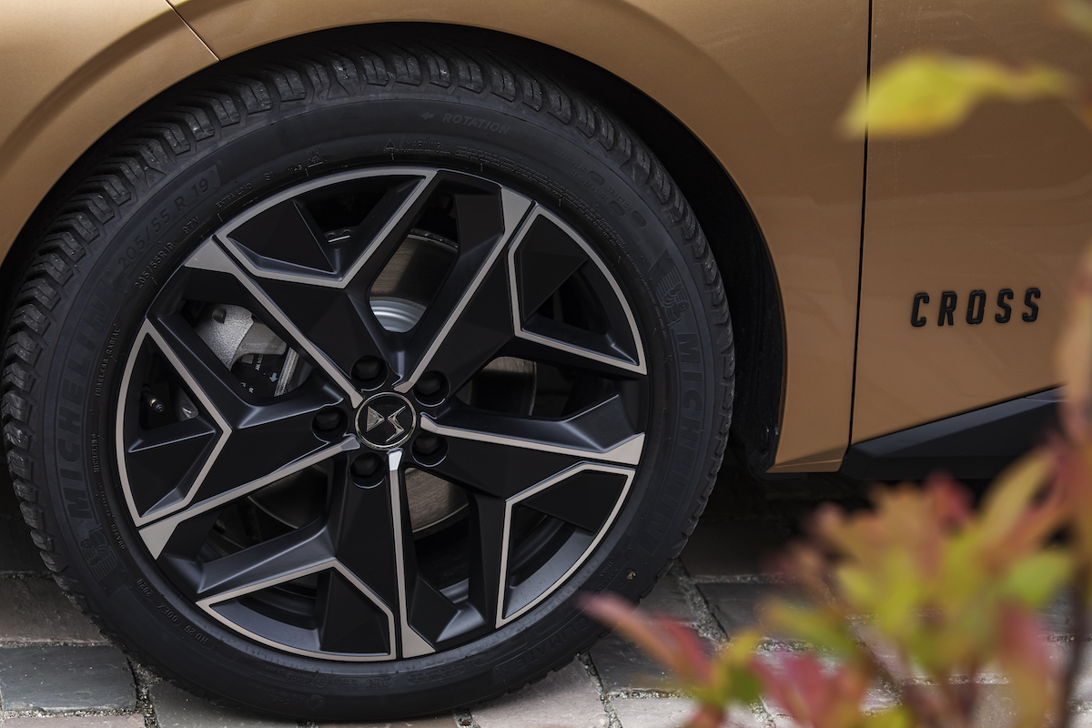 DS 4 CROSS: con l’Advanced Traction Control la motricità è garantita DS 4 CROSS: con l’Advanced Traction Control la motricità è garantita