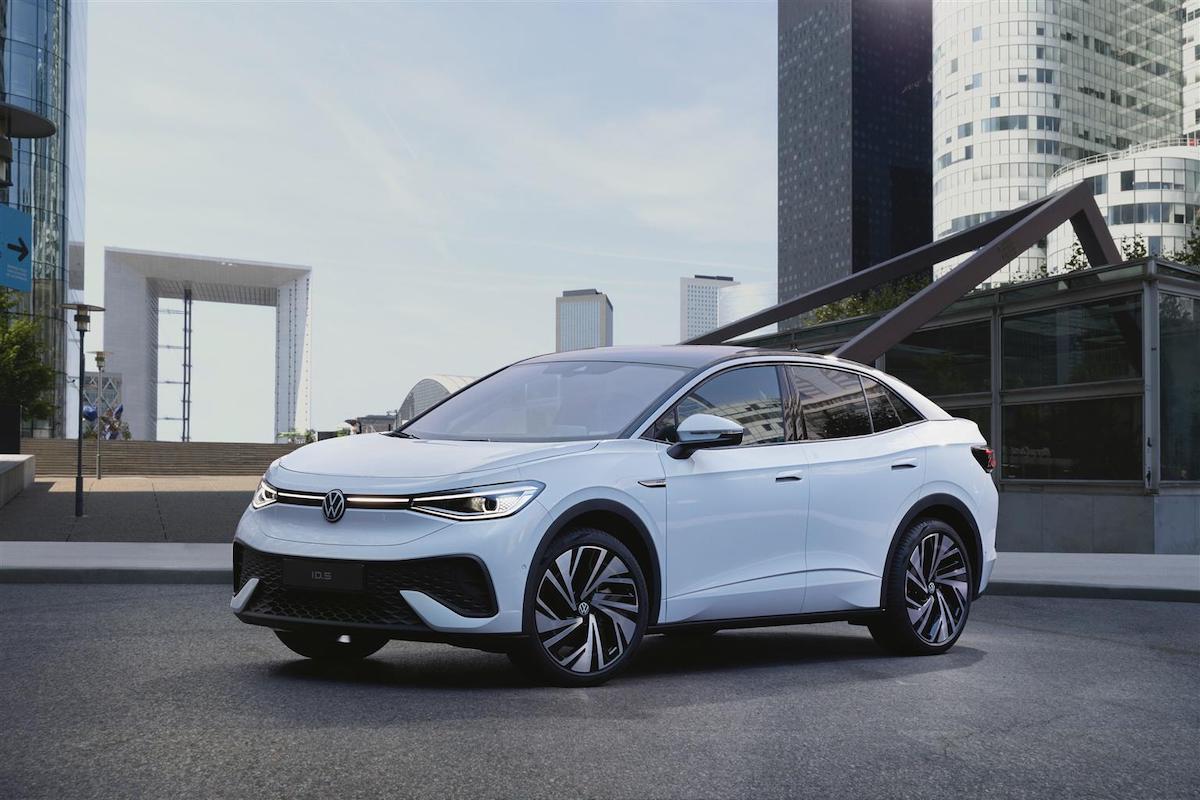 Volkswagen ID.5 e ID.5 GTX, il SUV coupé 100% elettrico arriva in Italia Volkswagen ID.5 e ID.5 GTX, il SUV coupé 100% elettrico arriva in Italia