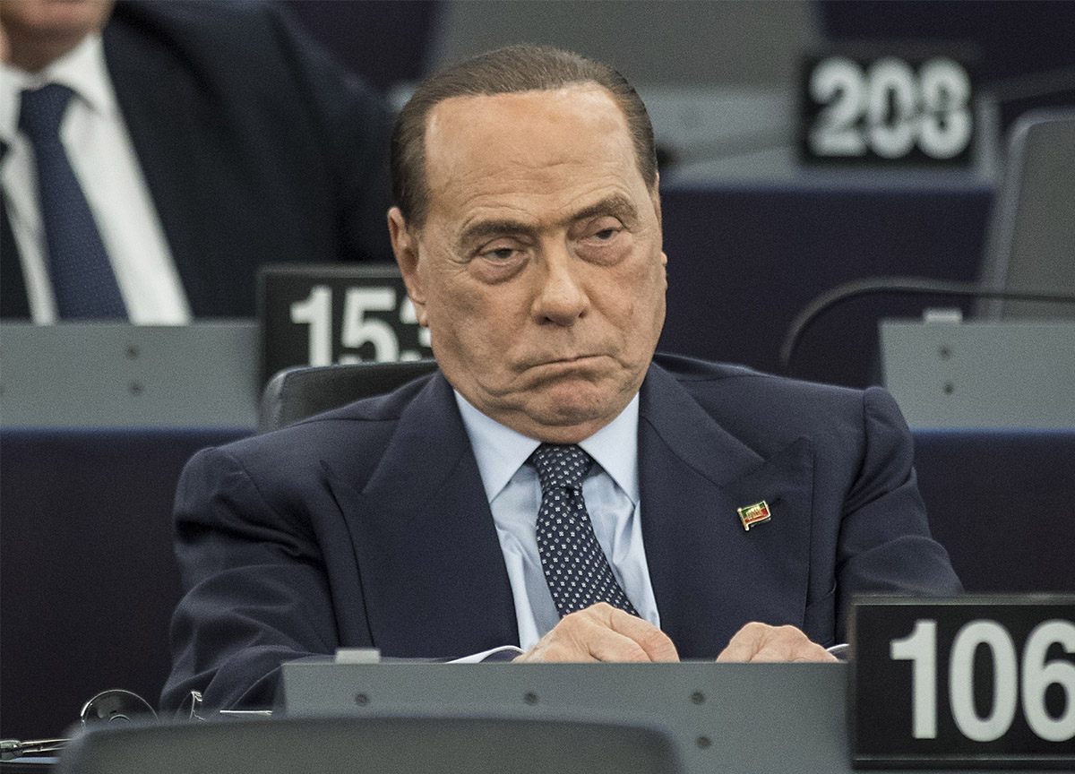 Berlusconi sceglie Villa Grande a Roma. Quartier generale per corsa al Colle Berlusconi sceglie Villa Grande a Roma. Quartier generale per corsa al Colle