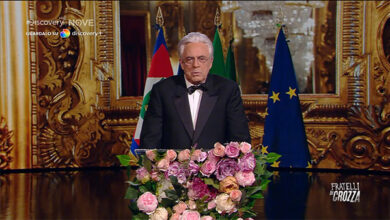 Fratelli di Crozza: Mattarella: “dopo esclusione da Sanremo, ma perché non far fare ai Jalisse il Presidente della Repubblica?