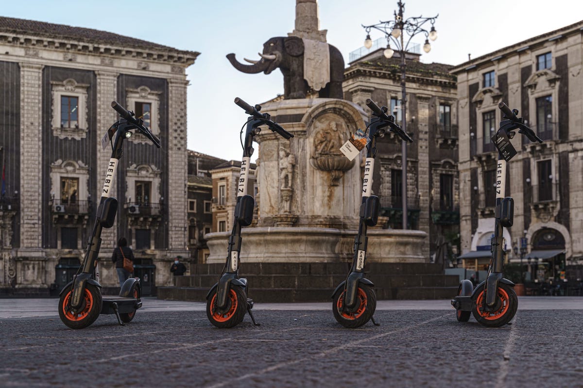 Helbiz: i monopattini elettrici sbarcano a Catania Helbiz: i monopattini elettrici sbarcano a Catania