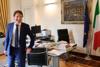 Pensioni, aumenti assegni da gennaio: vi sveliamo di quanto. LE CIFRE