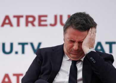 Quirinale, Renzi: “Scelga il centrodestra”. Regalo a Salvini che ora si muove